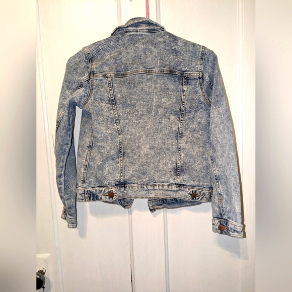 Kids 10-12 jean jacket - Picture 2 of 2
